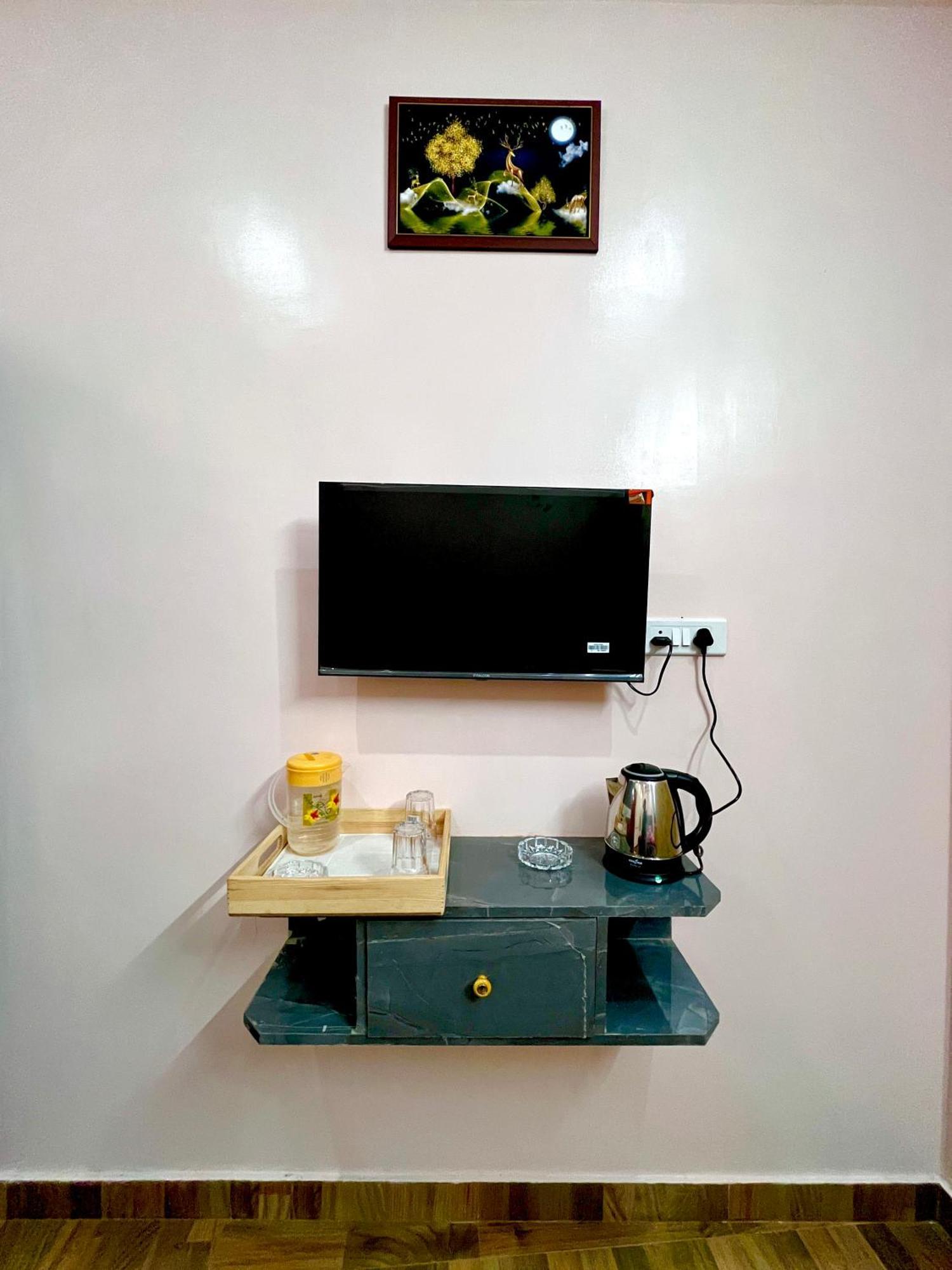 Trilok Residency - Dashashwamedh Benares Buitenkant foto