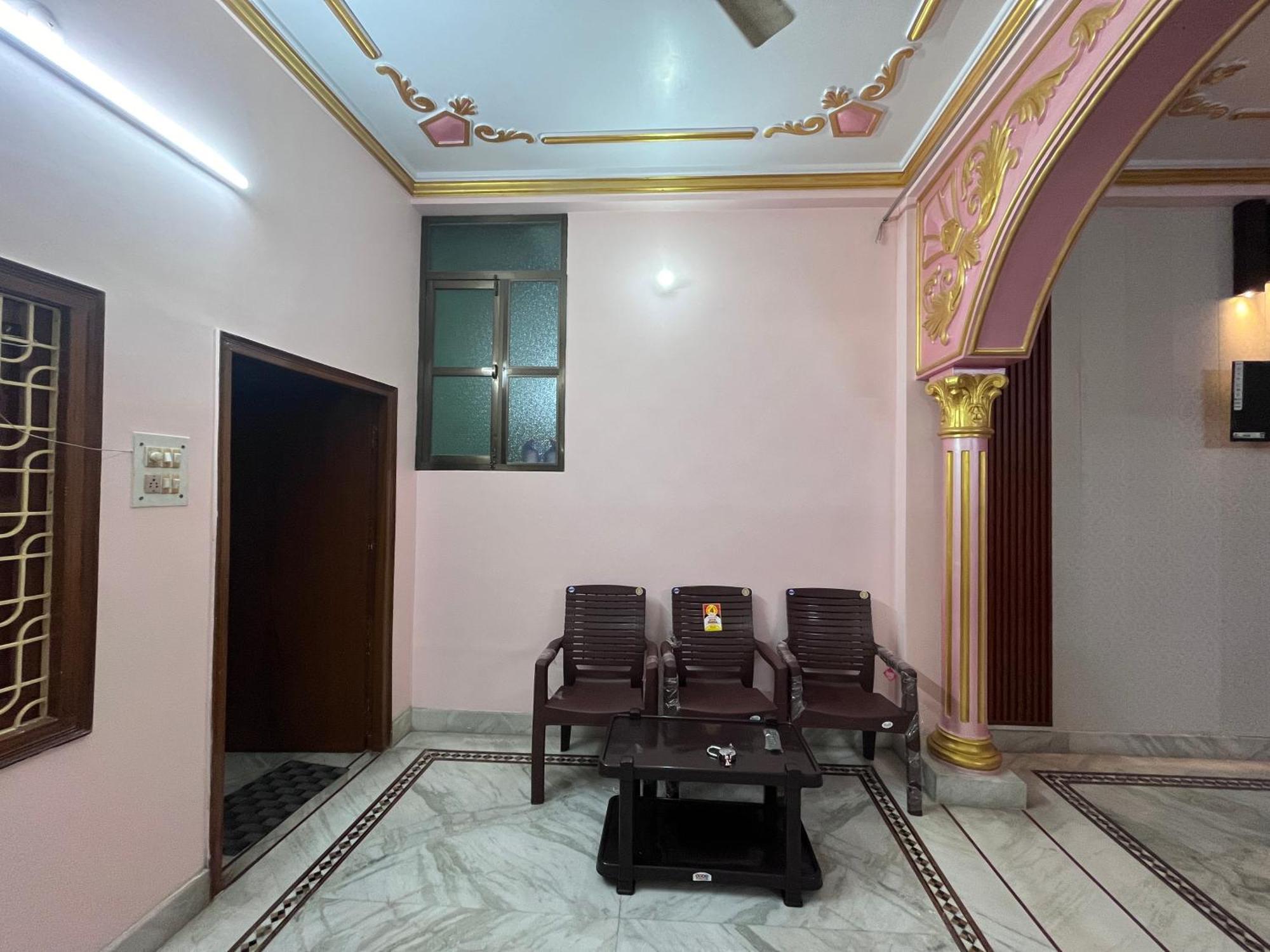 Trilok Residency - Dashashwamedh Benares Buitenkant foto