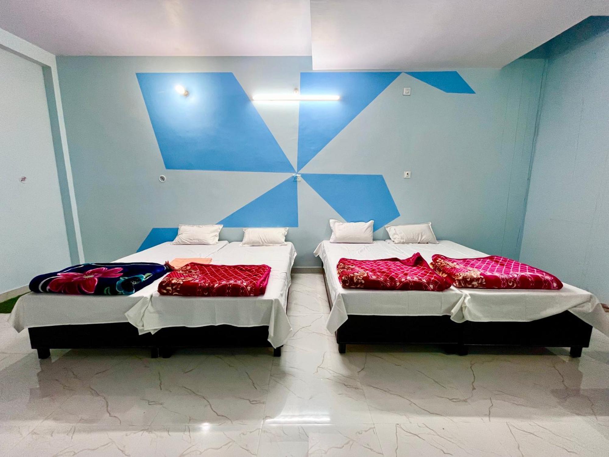 Trilok Residency - Dashashwamedh Benares Buitenkant foto